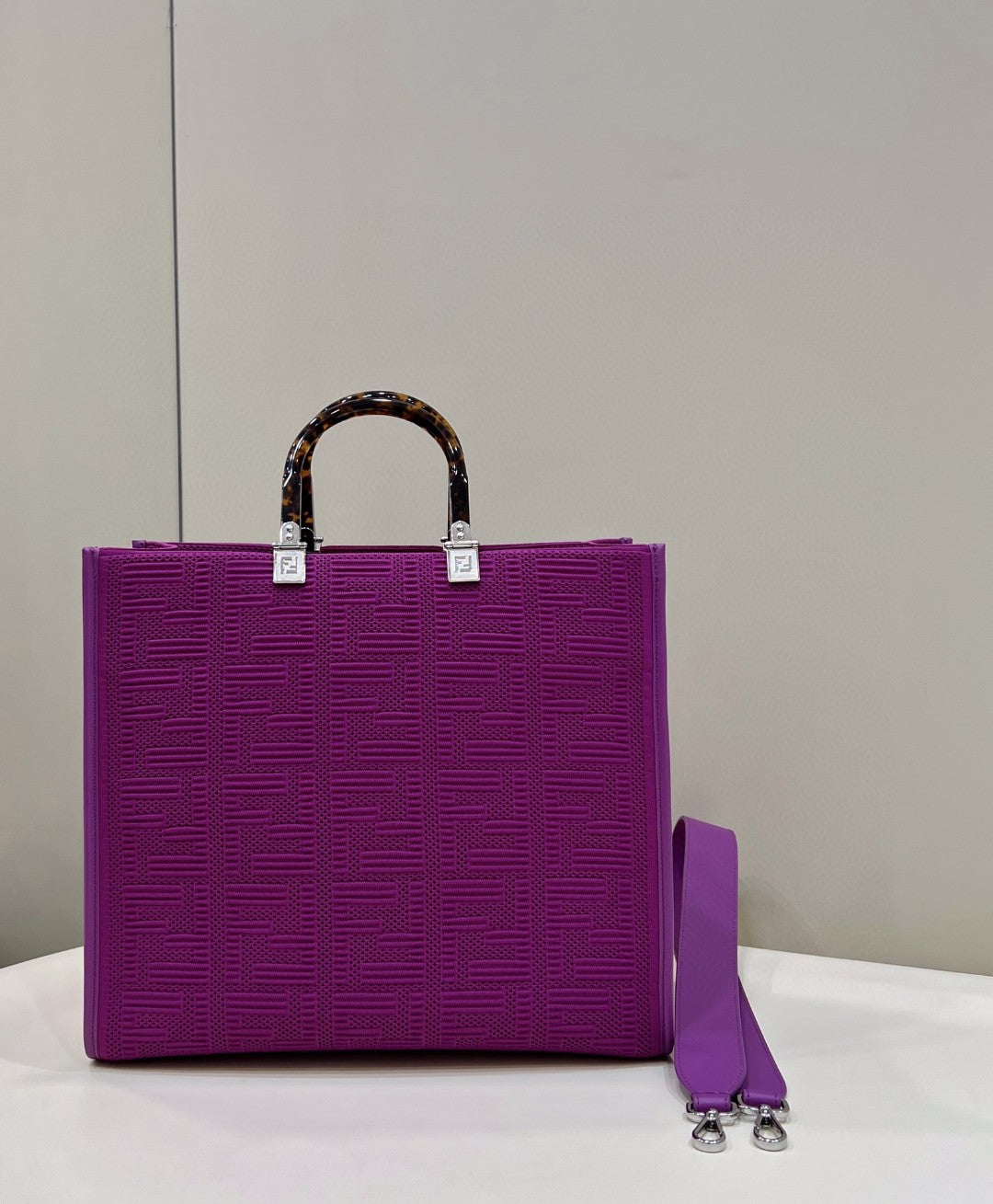 Fendi Top QualityTop Quality Sunshine Purple Medium FF Tote Bag