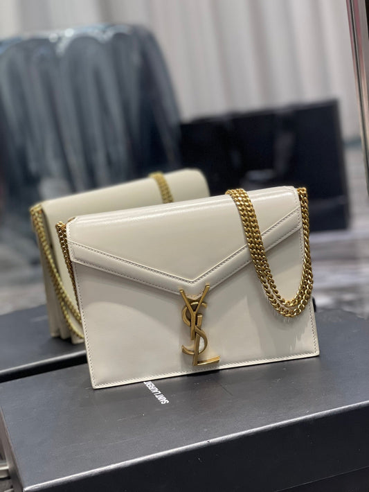 YSL Saint Laurent Cassandra Embossed 8in 22cm Grain De Poudre White Medium Chain Handbag Ysl 532750Bow0W9207