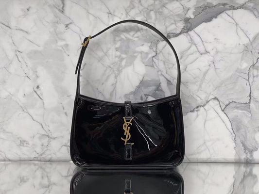 YSL Saint Laurent Shoulder Bag Monogram Ysl 6572280Uf0W1000 3507