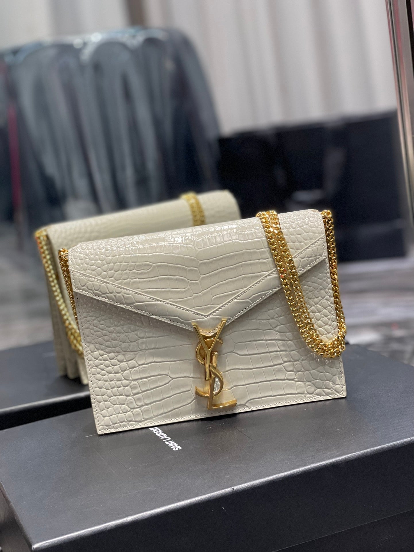 YSL Saint Laurent Cassandra Handbag Chain Travel Bag 86In22Cm Ysl 7717
