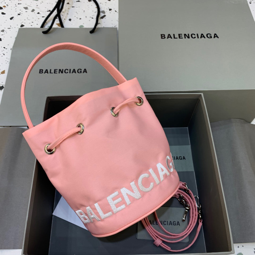 Top Quality Le Cagole Metop Qualityum Bag Pink Bucket Bucket Bag 118In30Cm 8687