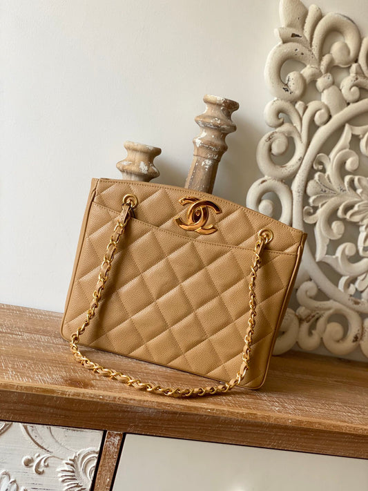 Chanel Metop Qualityum Caviar Tote Bag For Women Quilted Beige
