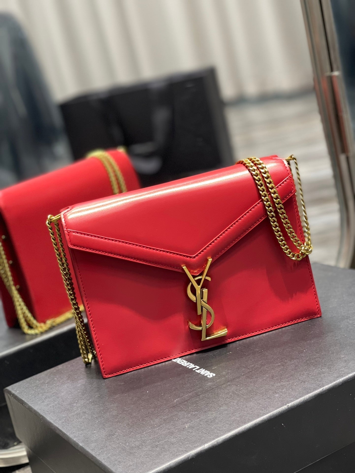 YSL Saint Laurent Cassandra Rouge Opyum Embossed 8in Grain De Poudre Medium Chain Handbag Ysl 532750Bow0W6008