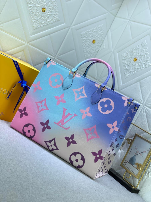EN - Luxury LUV 748 Travel Bag