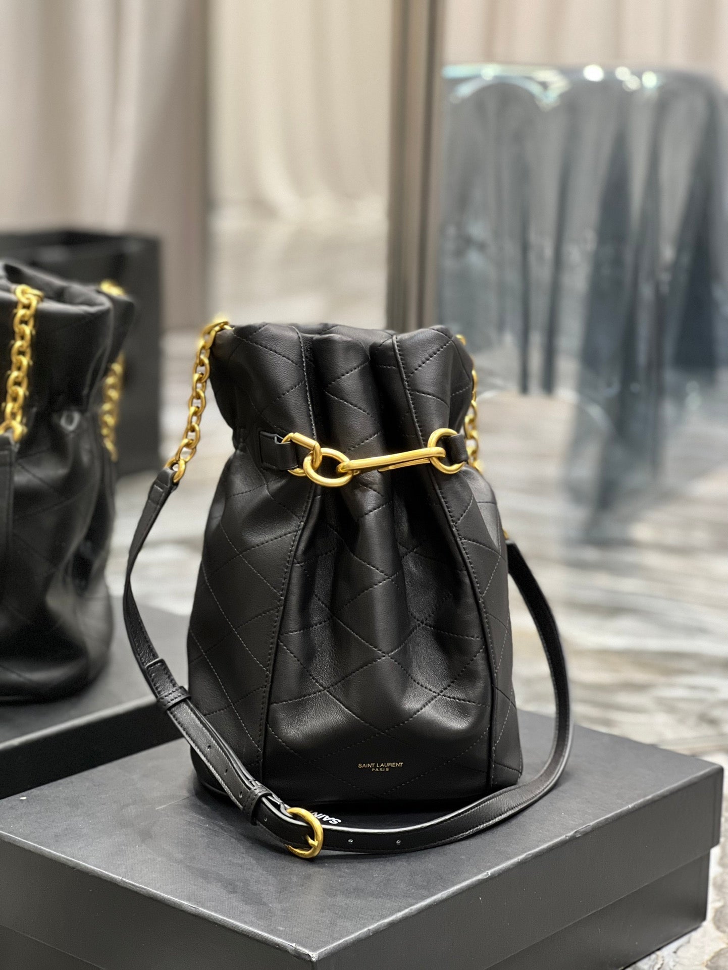 YSL Saint Laurent Ysl Saint Laurent Le Maillon Bucket Bag Black