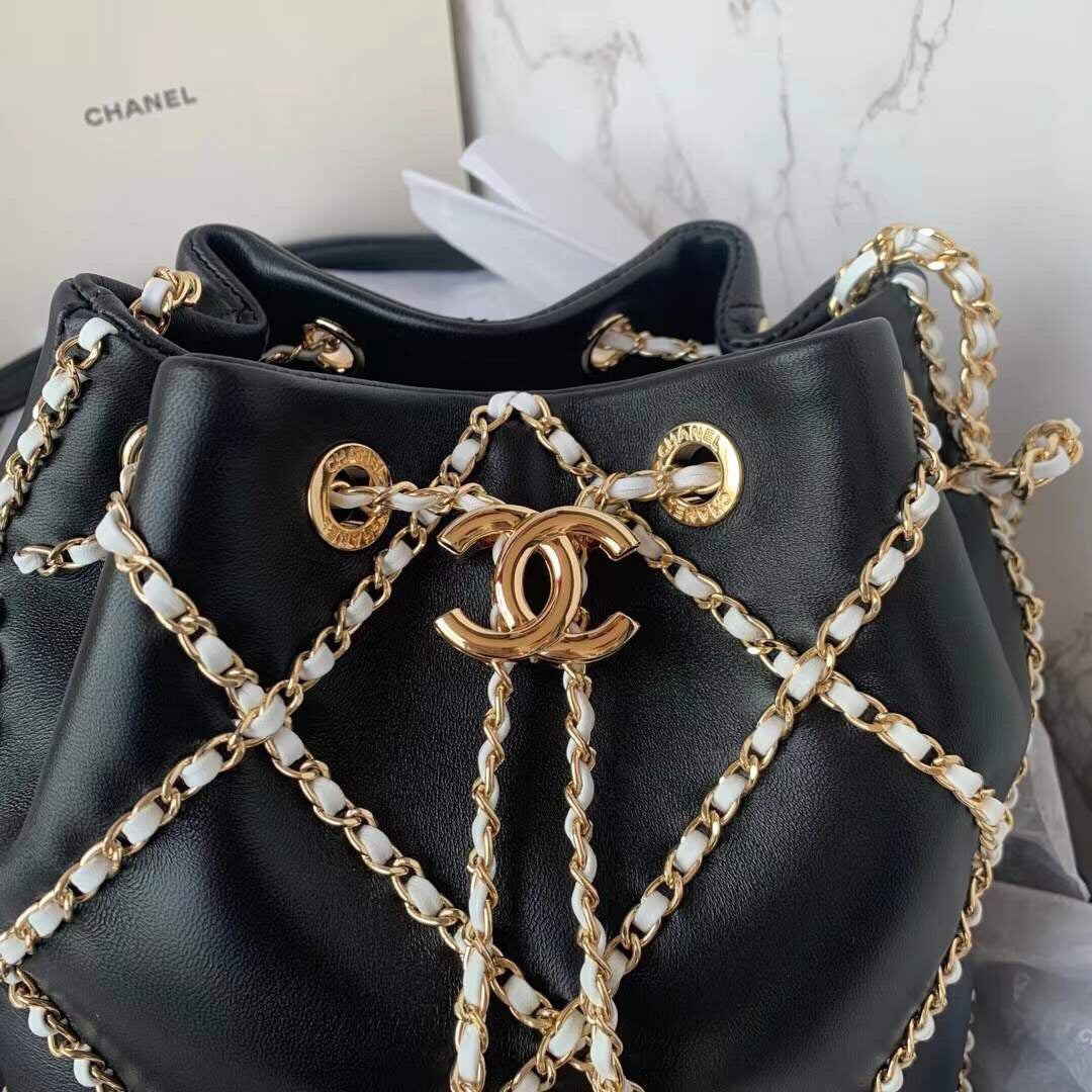 CHL 21 , ’s 8in Black Handbag