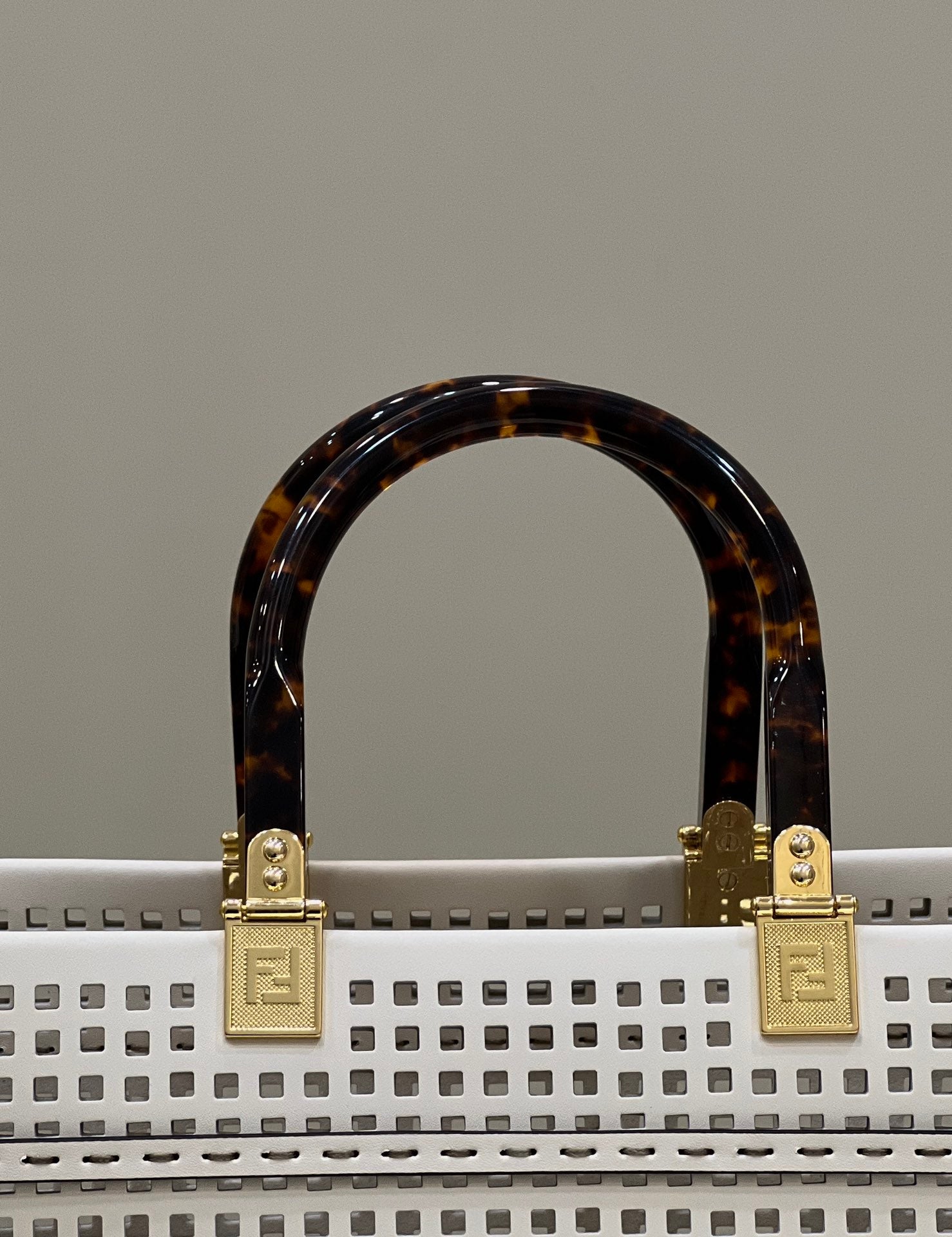 Top QualityTop Quality Top QualityTop Medium Handbag