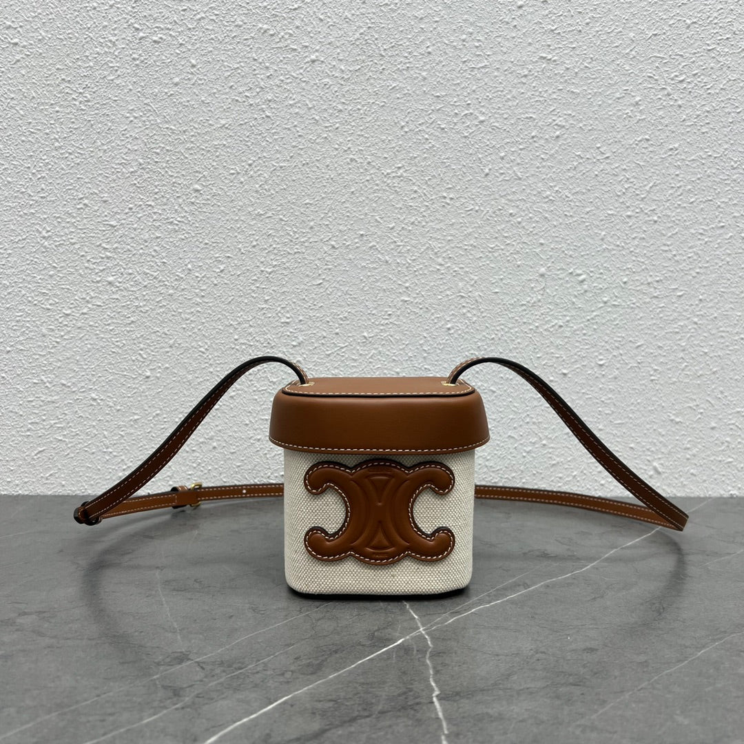 Top Quality Box Cuir Triomphe In Textile Tan Small Travel Bag