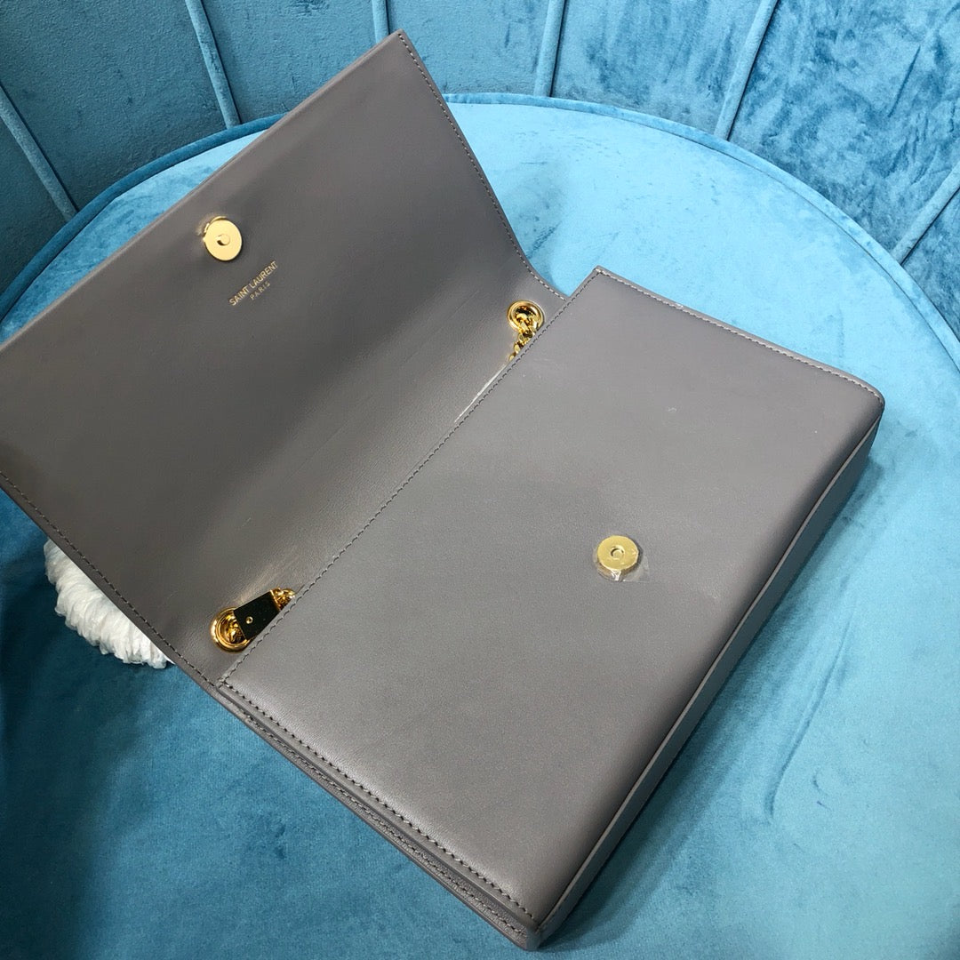 YSL Saint Laurent Kate Tassel 9in 24cm Grain De Poudre Grey Medium Chain Handbag