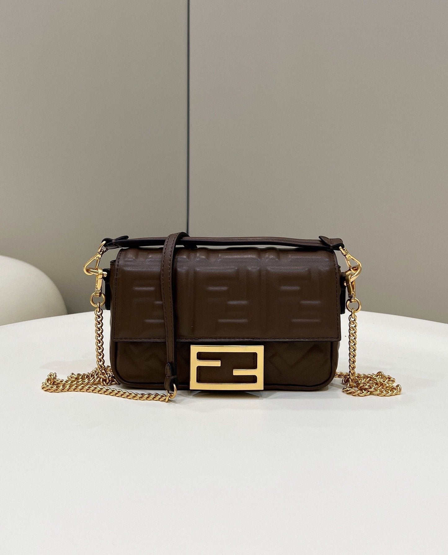 Fendi Top QualityTop Quality Baguette &# Brown FF Crossbody Bag
