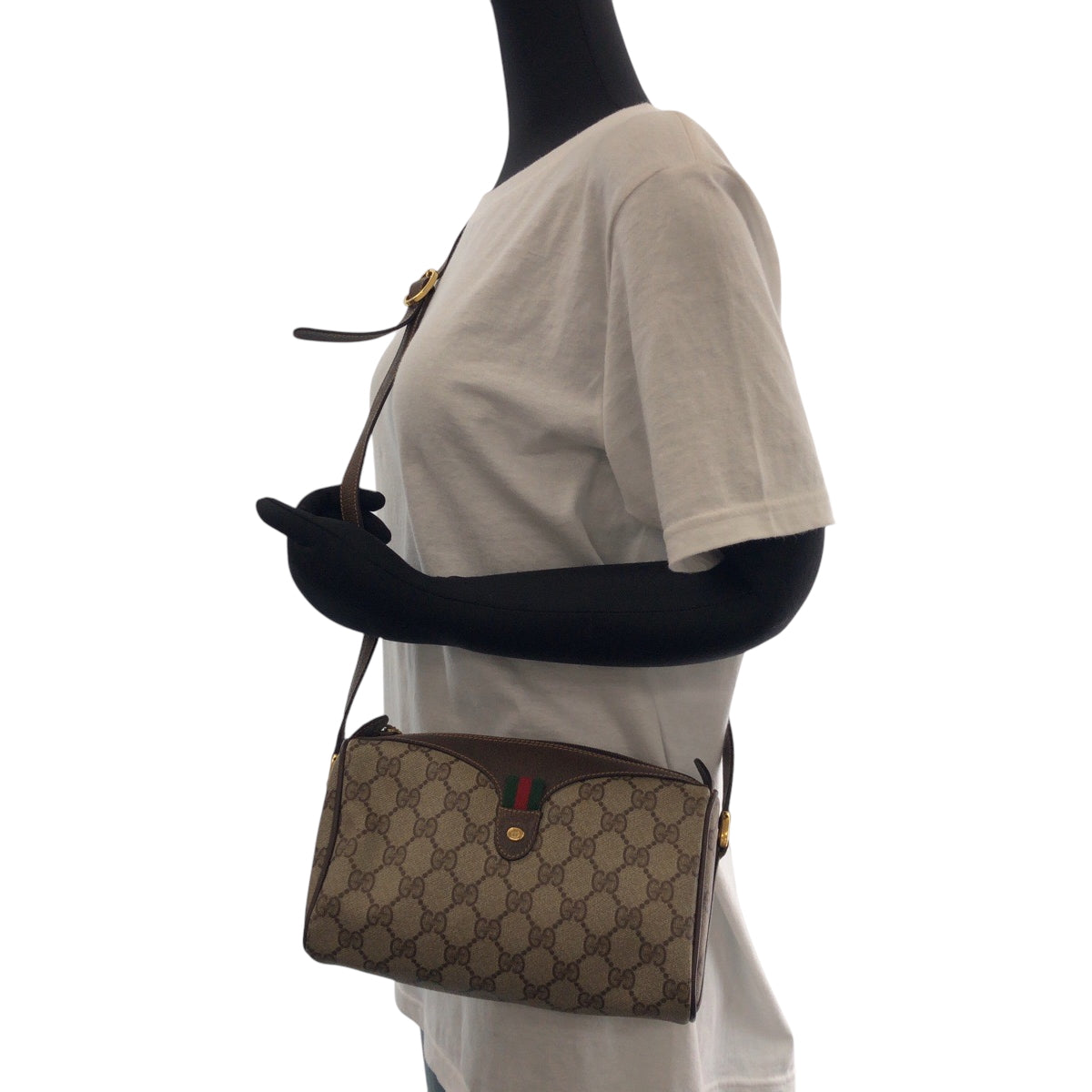 Gucci 89 02 018 GG Supreme Canvas Brown Beige Shoulder Bag