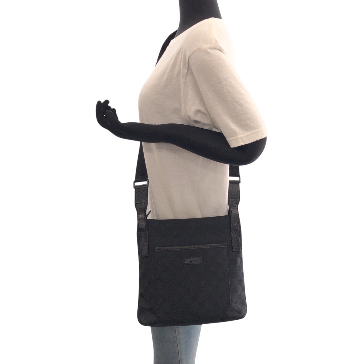 Gucci GG SilverMetal pochette Canvas Black Shoulder Bag
