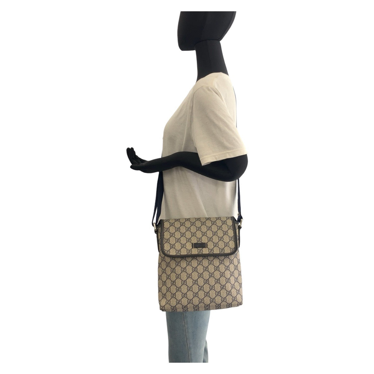 Gucci GG Supreme Canvas Gray Shoulder Bag