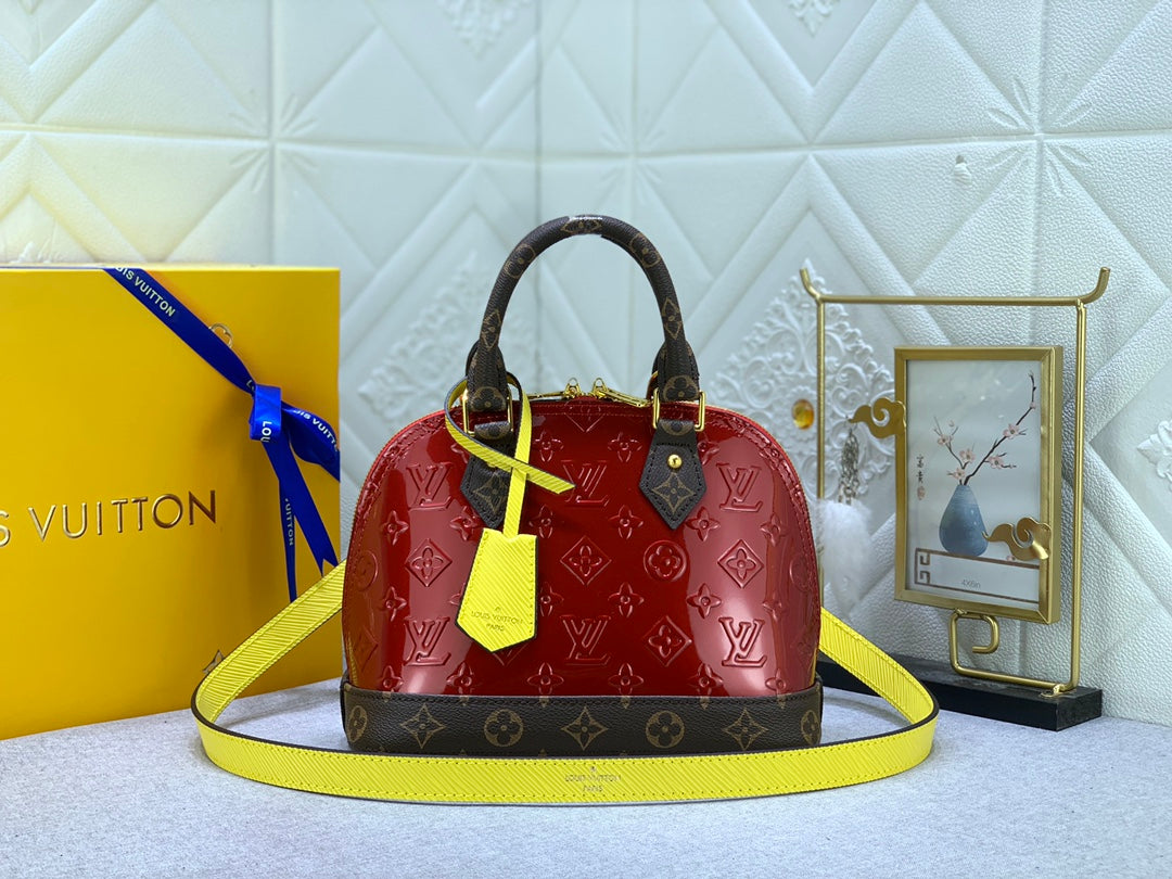 EN - Luxury LUV 836 Travel Bag