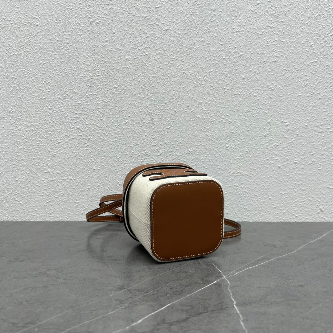 Top Quality Box Cuir Triomphe In Textile Tan Small Travel Bag