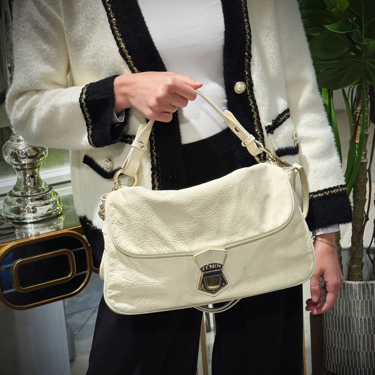 Fendi Baguette Lather Shoulder Bag Tws Patent