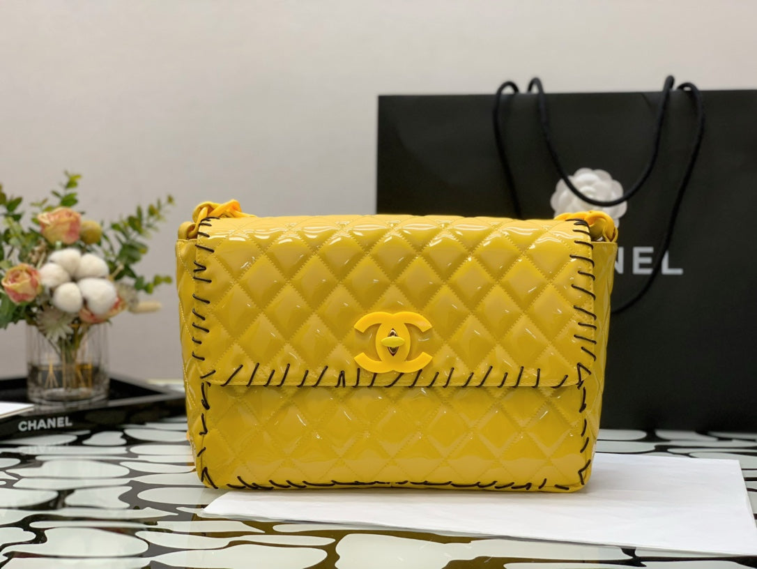 CHLVinyl Classic Yellow 29cm 11.5in Shoulder Bag