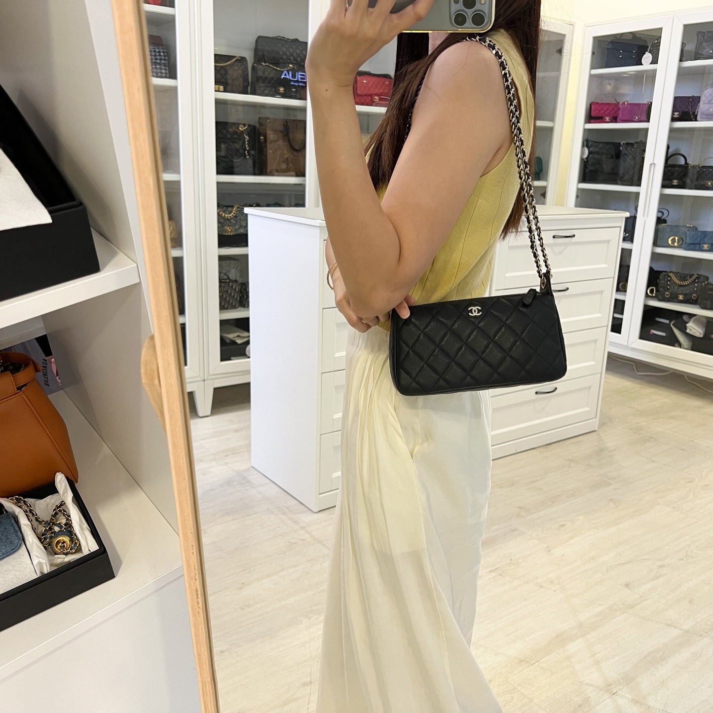 Chanel Clutch on Chain in Black Caviar and LGHW (Model: )