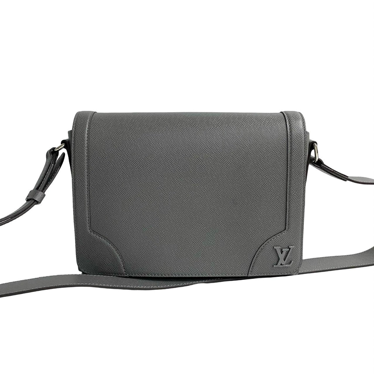 Louis Vuitton M30808 Taiga new messenger Gray Flap Crossbody Bag