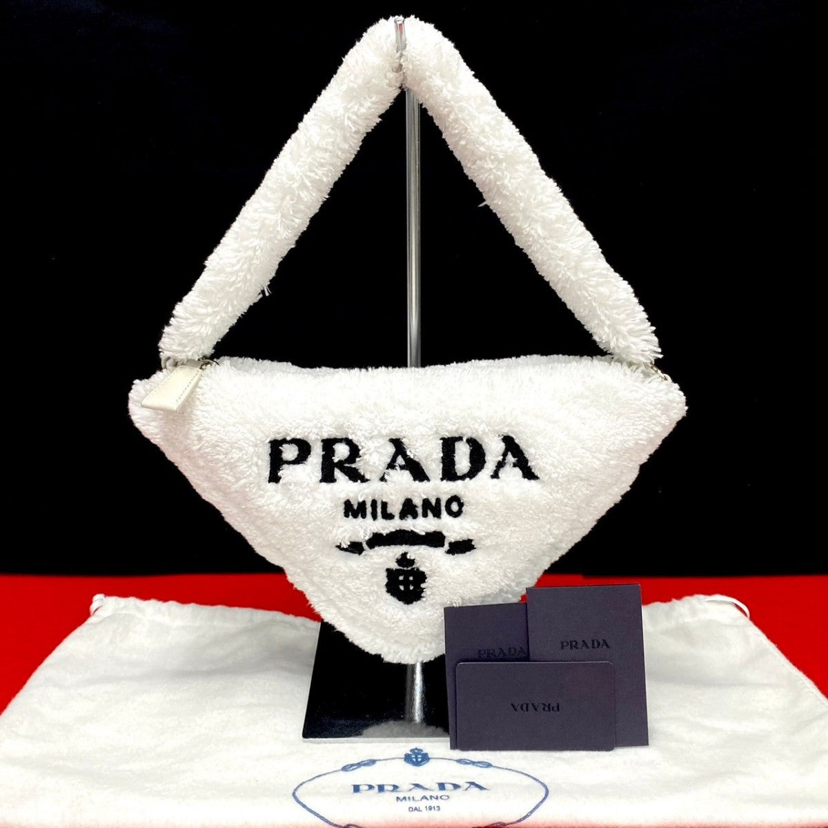 Pile Triangular Triangle Terry Cloth Women White Logo Travel Bag
