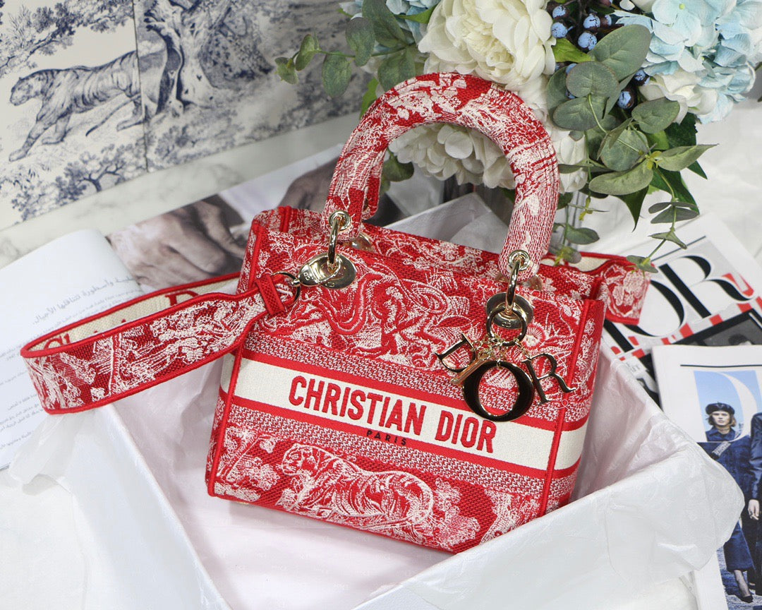 Metop Qualityum Lady Lite Cd Red Travel Bag 24Cm95In Cd