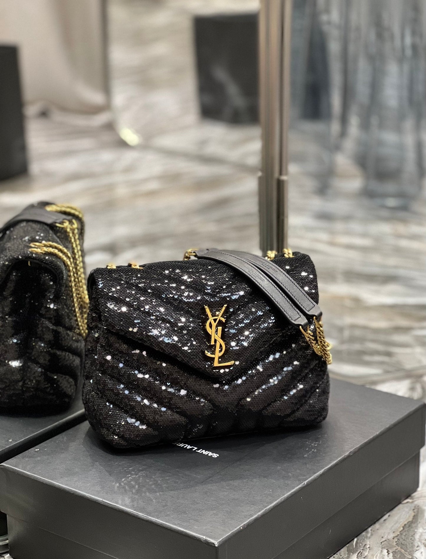 YSL Saint Laurent Loulou Lou Shoulder Bag Quilted Chain