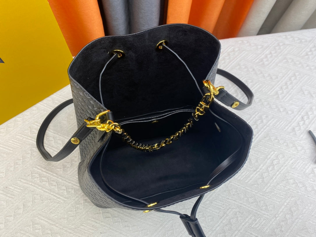 EN - Luxury LUV 873 Travel Bag
