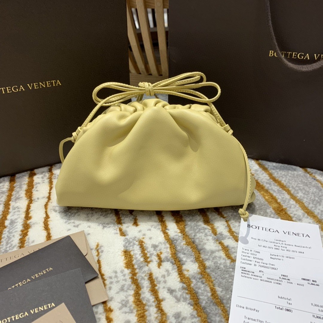 Top Quality Pouch For Women In Yellow Mini Travel Bag