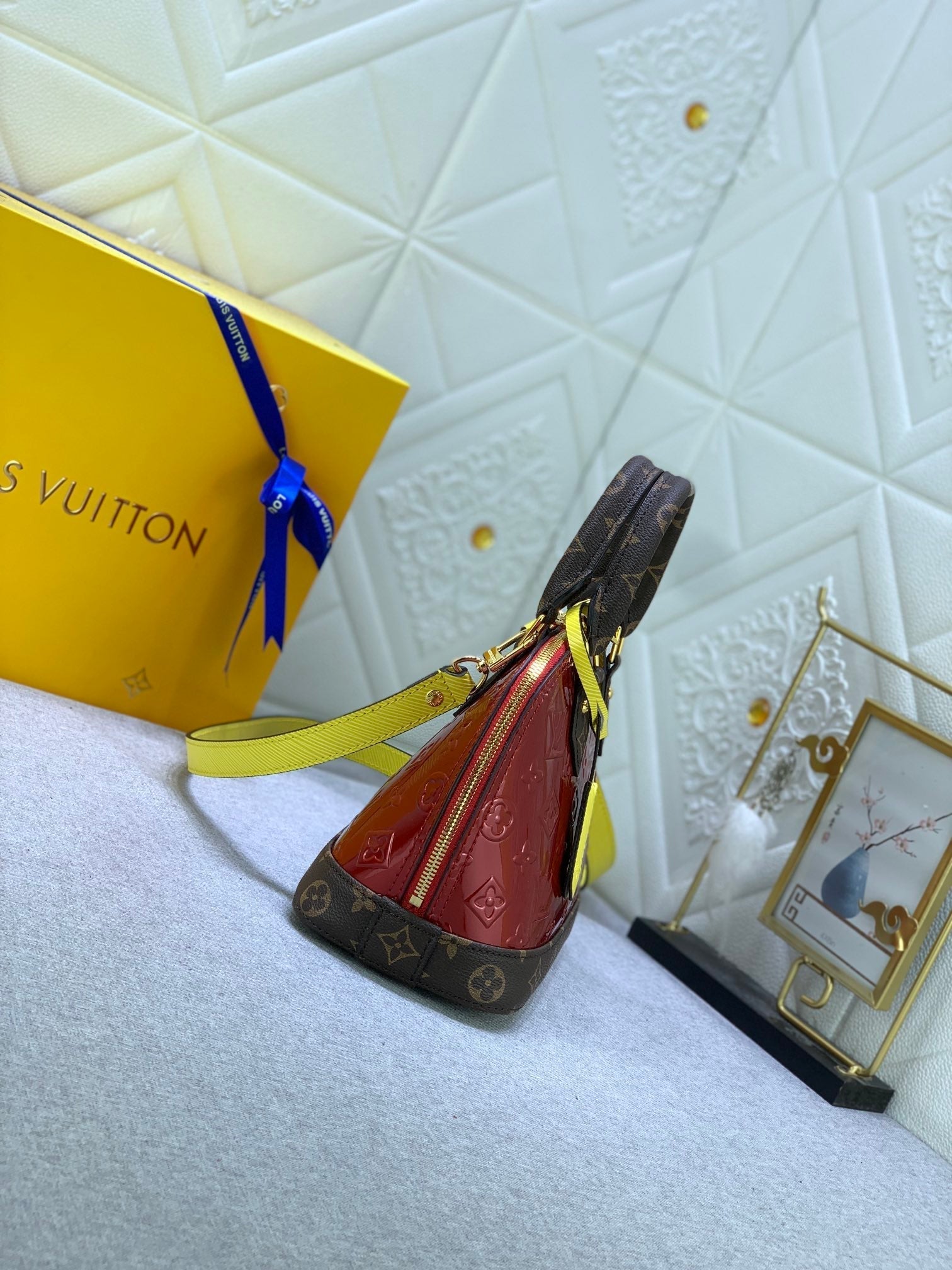EN - Luxury LUV 836 Travel Bag