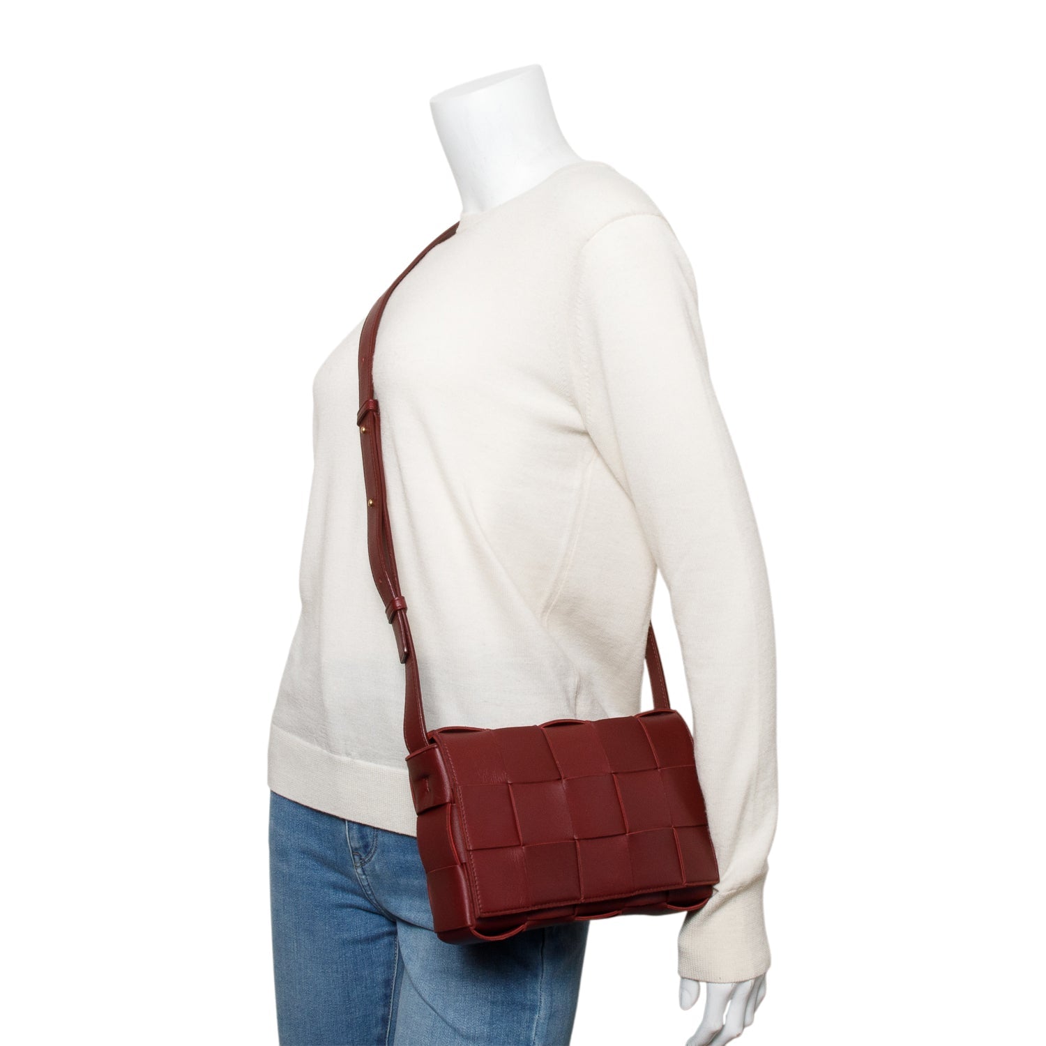 Bottega Veneta Burgundy Intrecciato Cassette Bag Travel Bag