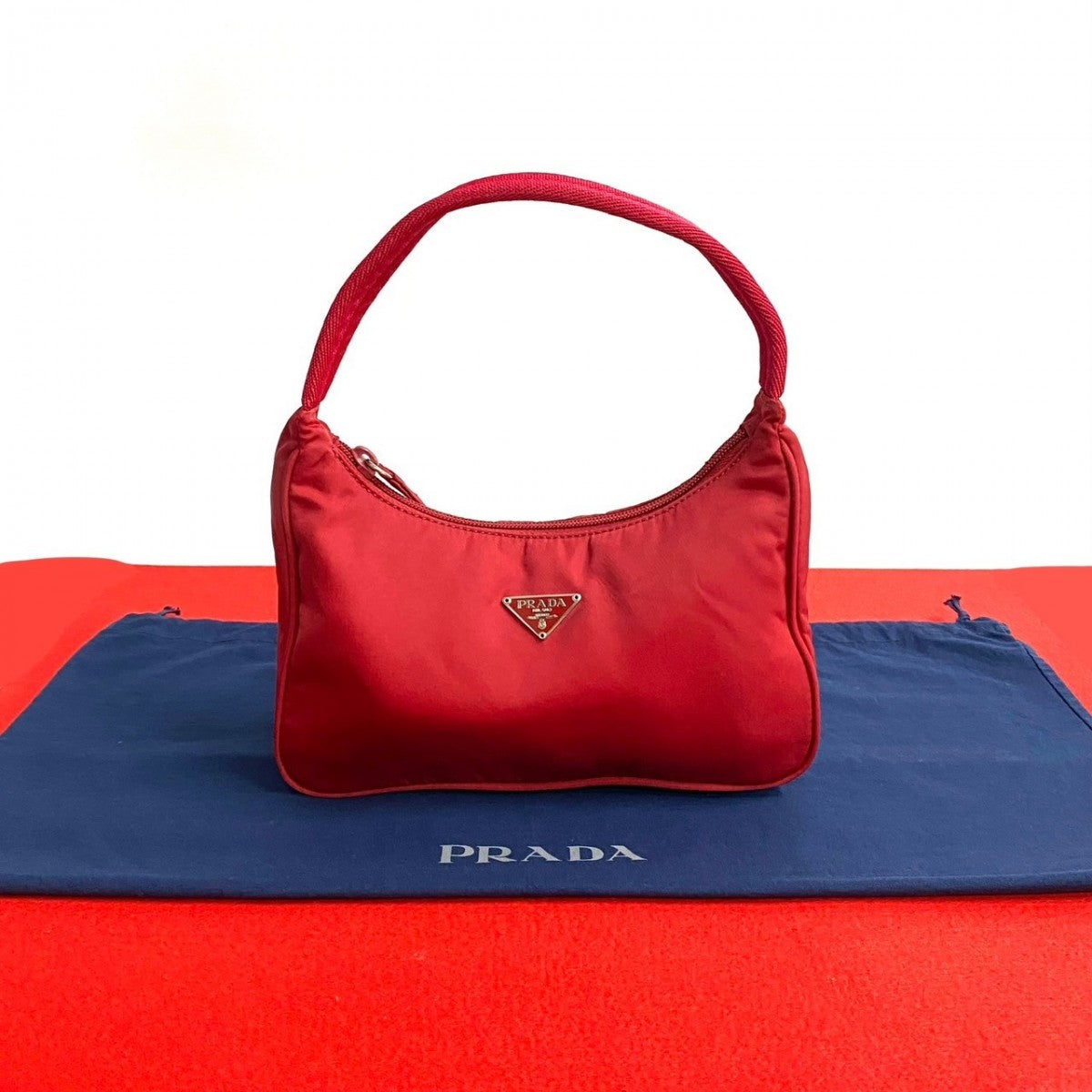 Triangle Metal Women Nylon Red Travel Bag