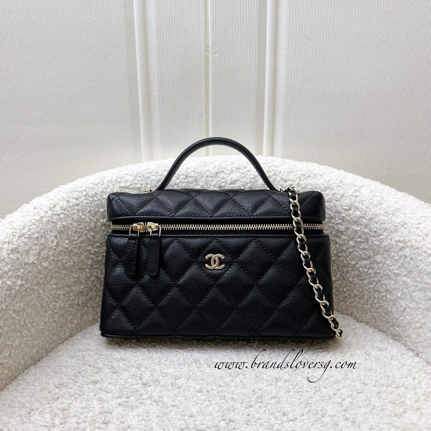 Vanity / Clutch with Chain (LP Style Bag) in Black Caviar and LGHW (Model: ) Signature