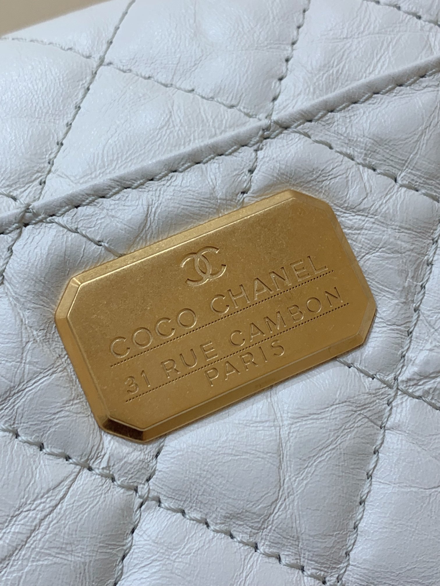 Chanel Co Co Shoulder Bag For Women White Gold