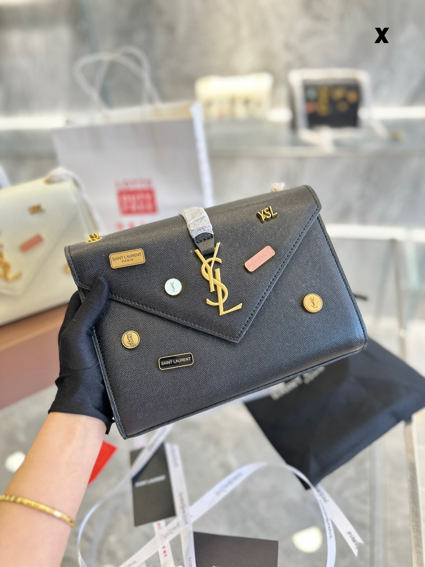EN - Luxury SLY 302 Travel Bag