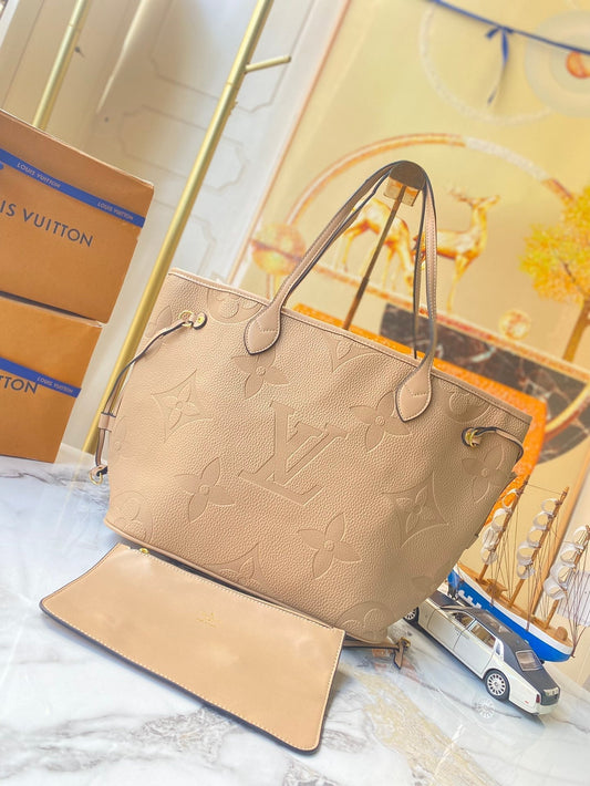 EN - Luxury LUV 788 Travel Bag