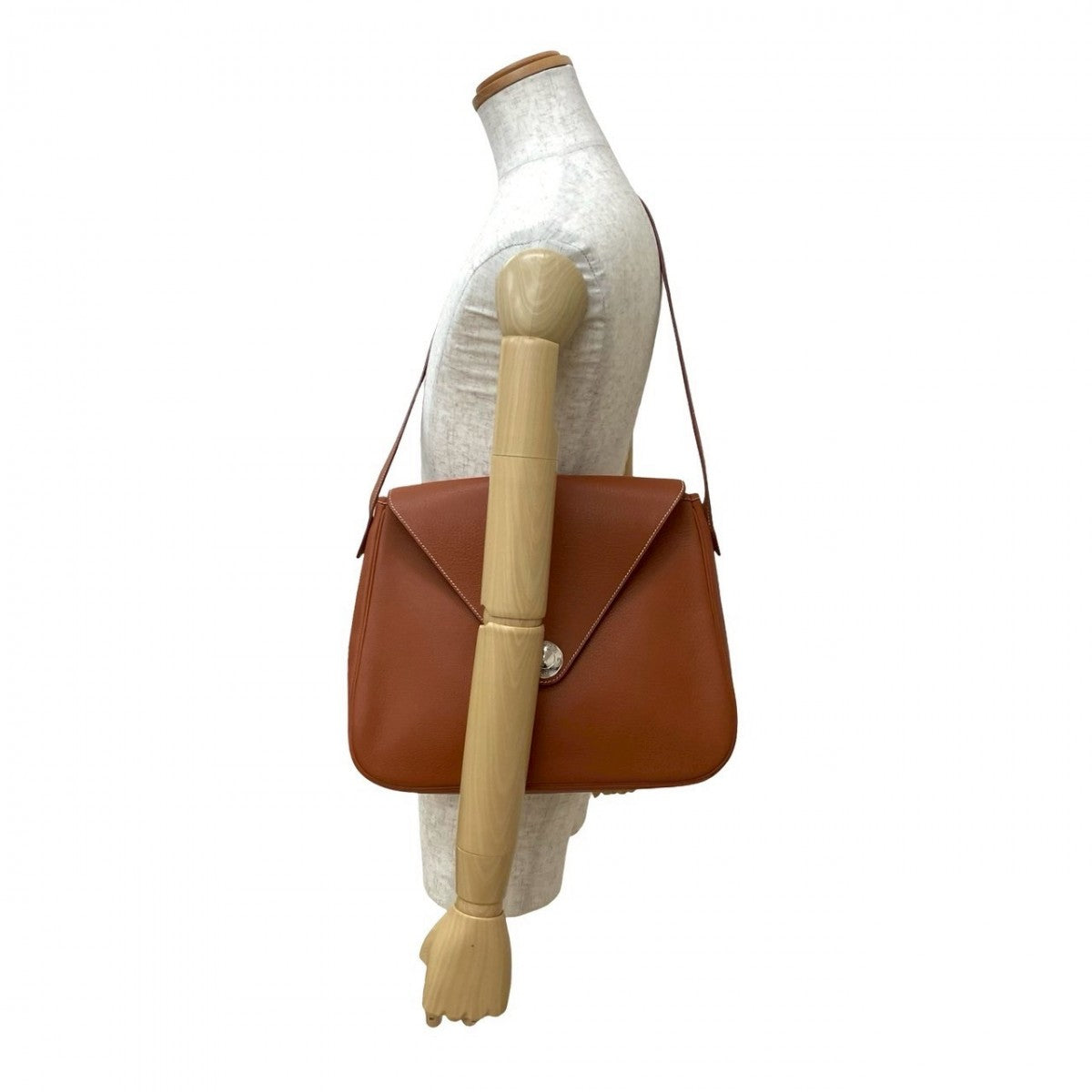 Shoulder Bag Taurillon Clemence Christine Brown