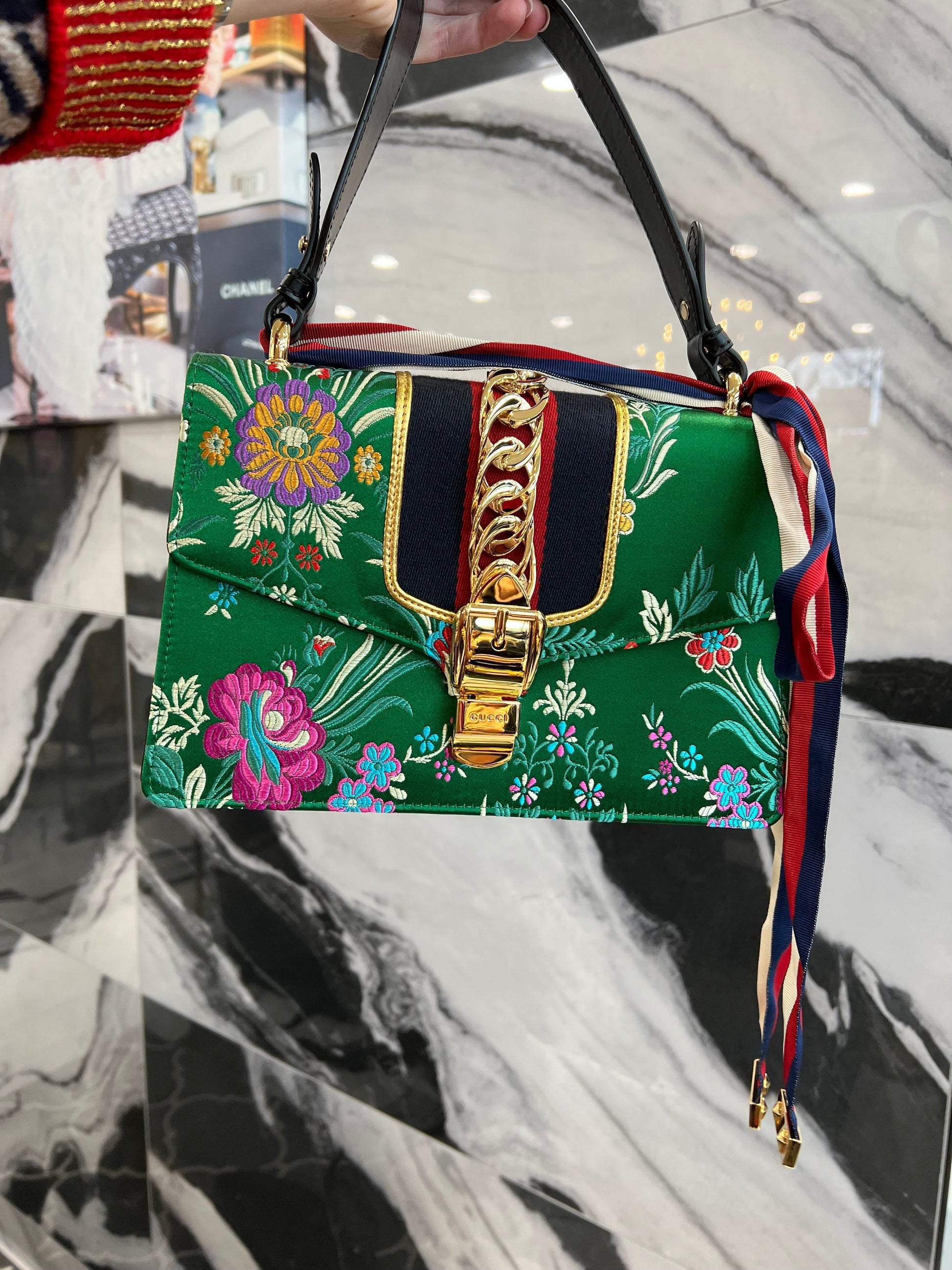 Gucci FLORAL JACQUARD SYLVIE -HS Green Small Handbag