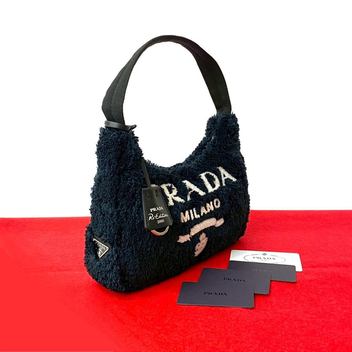 Pile Re Edition Terry Black Mini Travel Bag