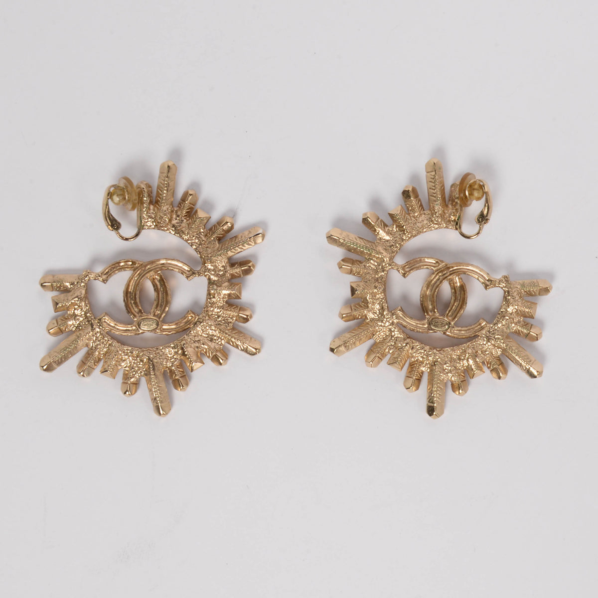 Chanel Gold Tone Baguette Crystal CC Clip-on Earrings Jewelry