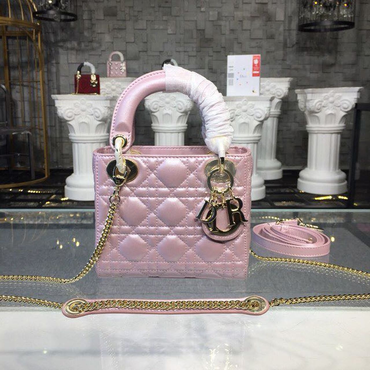Lady Cannage Chain Toned Hardware Quilted Pink Gold Travel Bag