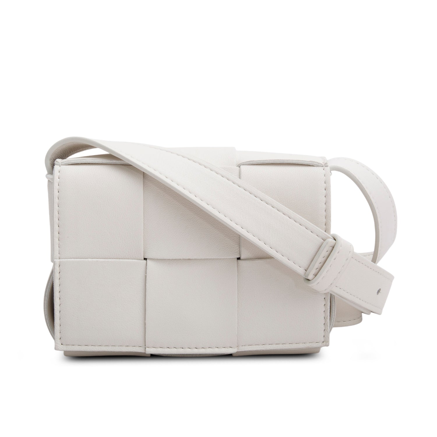 Bottega Veneta Maxi Intrecciato Extra Cassette Flap Bag Leather White Travel Bag