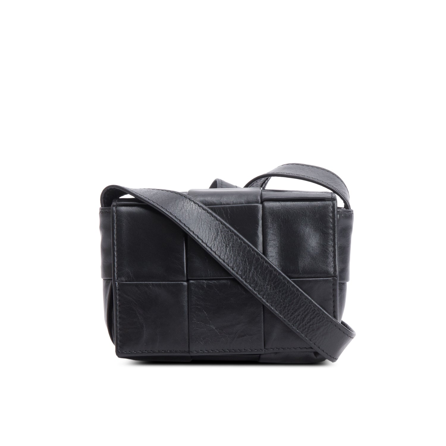 Bottega Veneta Paper Calfskin Maxi Intrecciato Extra Cassette Crossbody Black Mini Crossbody Bag