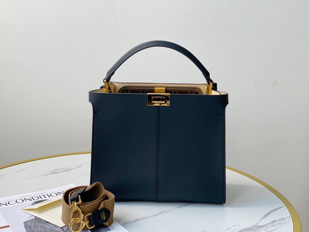 Lite Metop Qualityum Blue Navy Tote Bag
