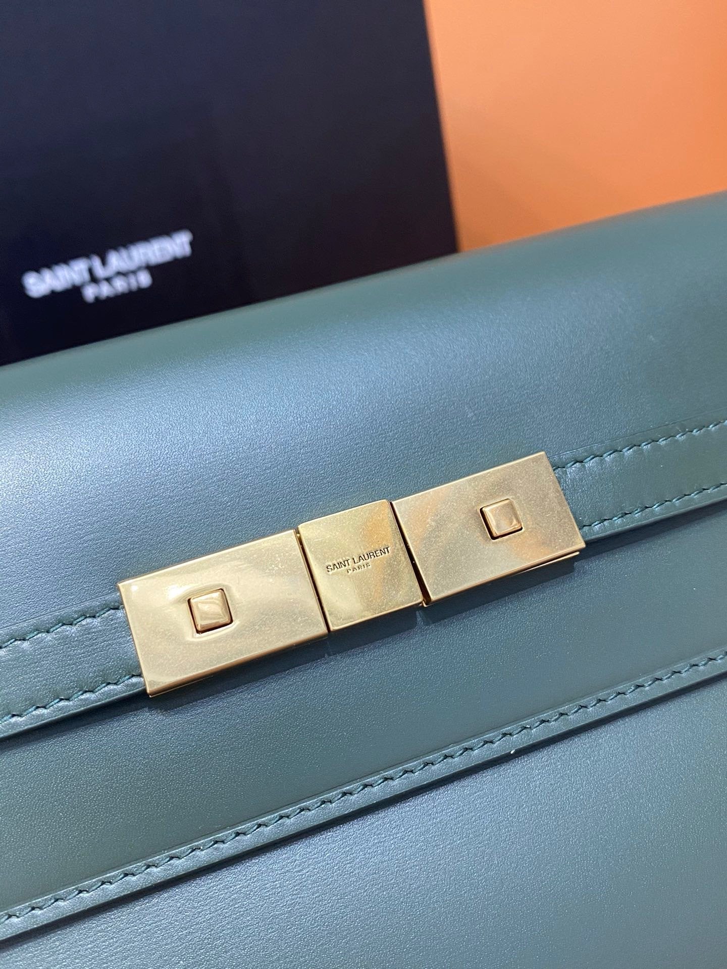 YSL Saint Laurent Manhattan Shoulder Bag 94In24Cm Ysl 8165