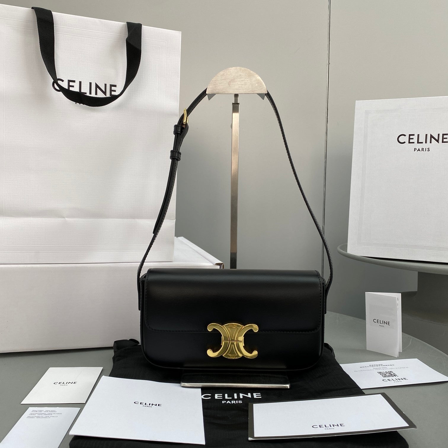 Top Quality Triomphe Shoulder Bag For Women Black 4
