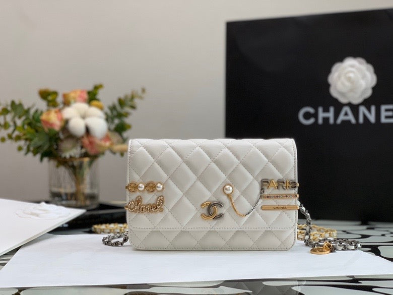 CHLFlap 7in 19cm White Handbag