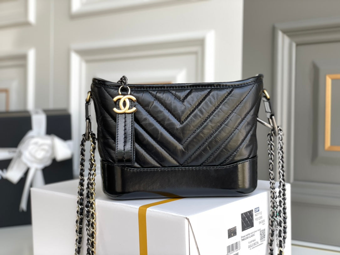 CHL CO-CO Gabrielle 7.8in 20cm Black Shoulder Bag