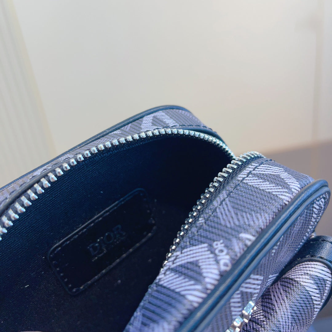 EN - Luxury DIR 367 Travel Bag