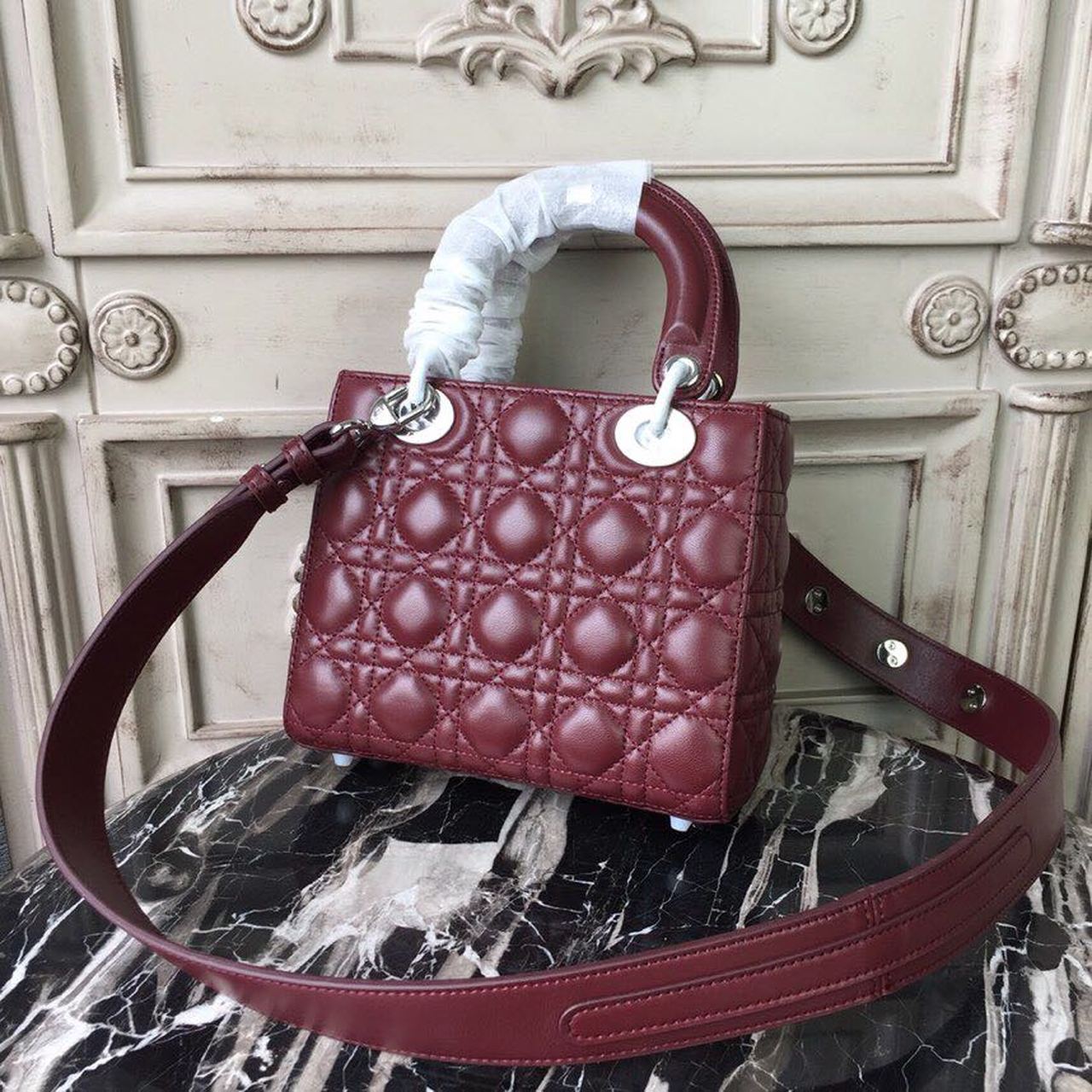 Lady SiTop Qualityer Hardware Burgundy Small Handbag