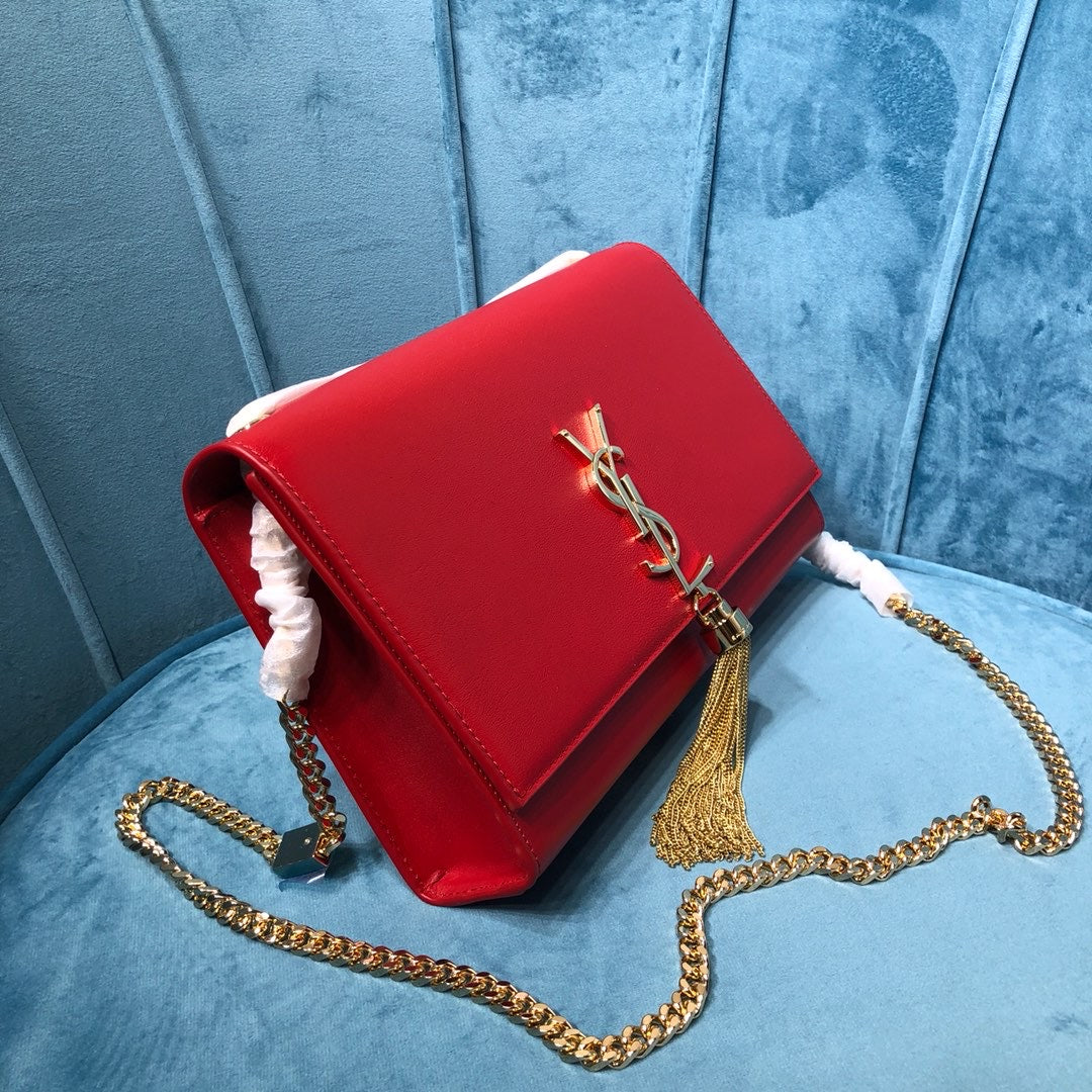 YSL Saint Laurent Kate Tassel 9in 24cm Grain De Poudre Red Medium Chain Handbag
